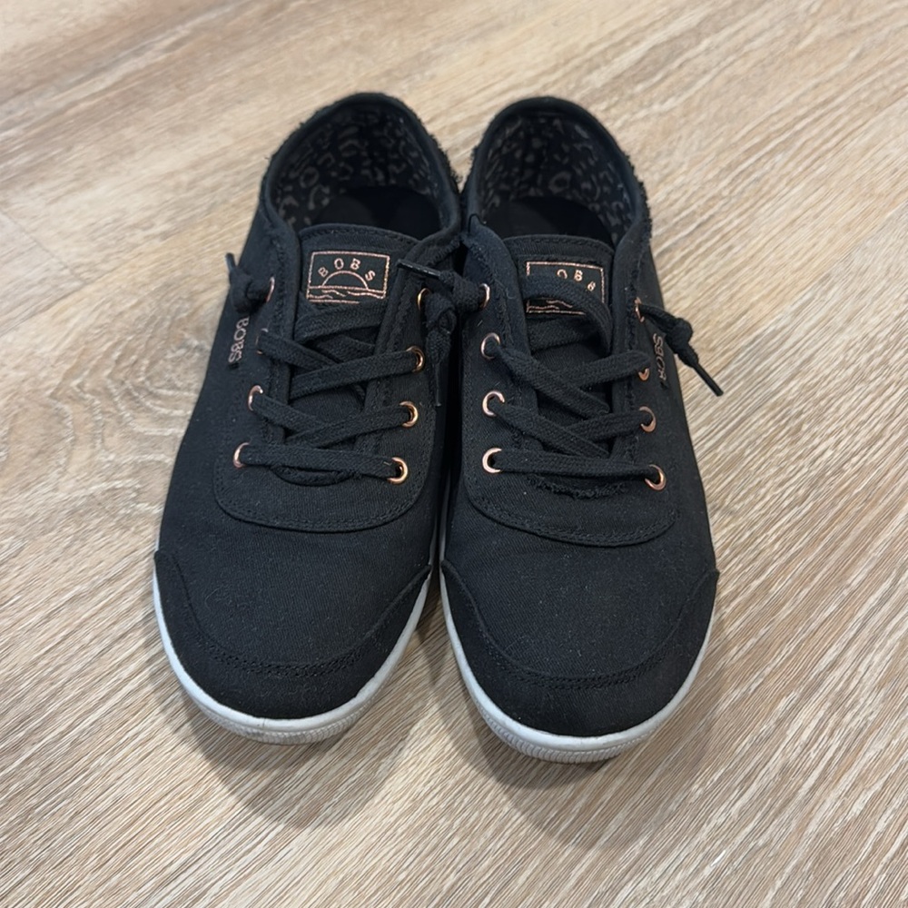 Bobs slip on shoes size 8 - Picture 2 of 6